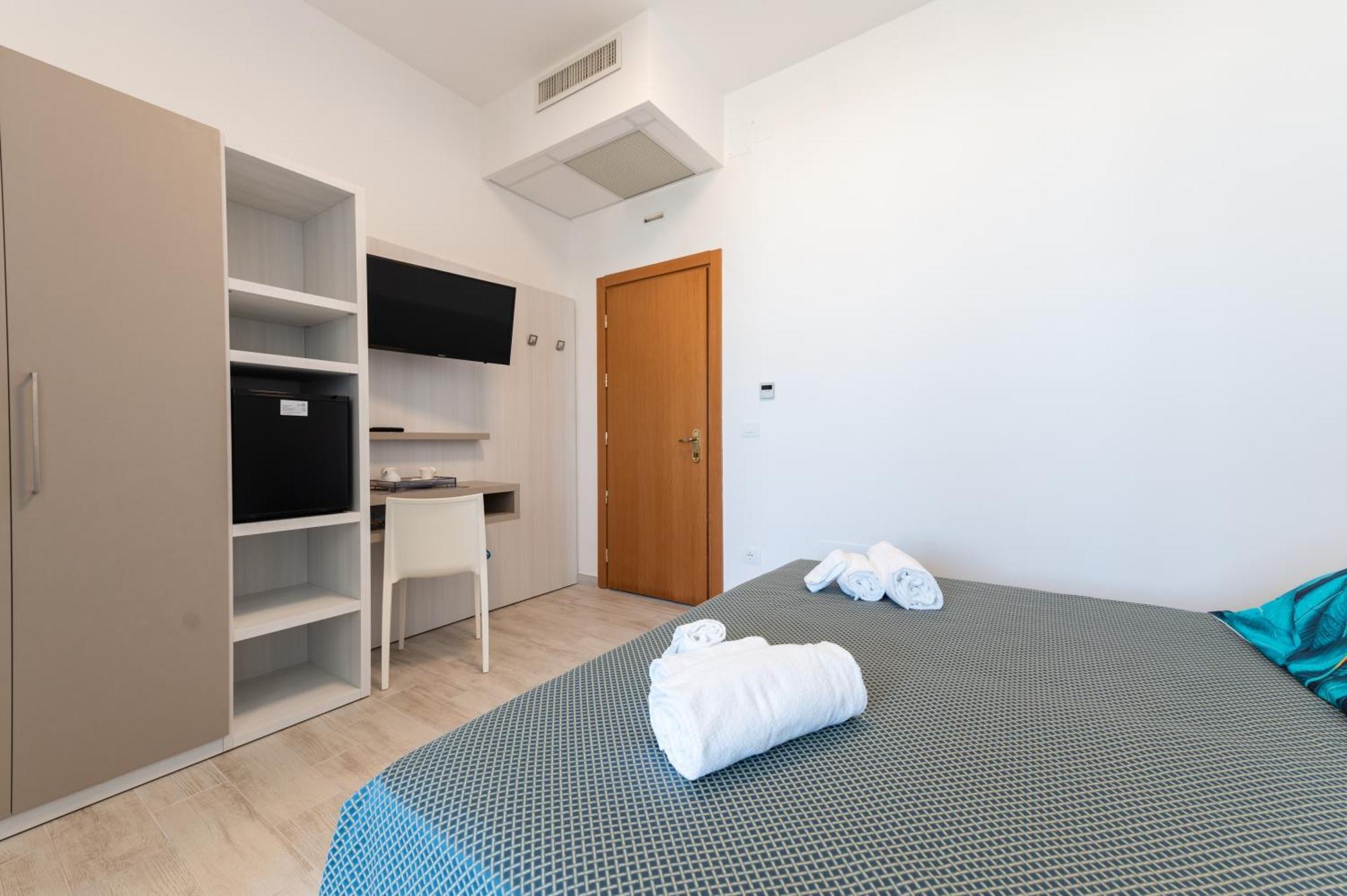 Hotel La Bussola Ортона Екстер'єр фото